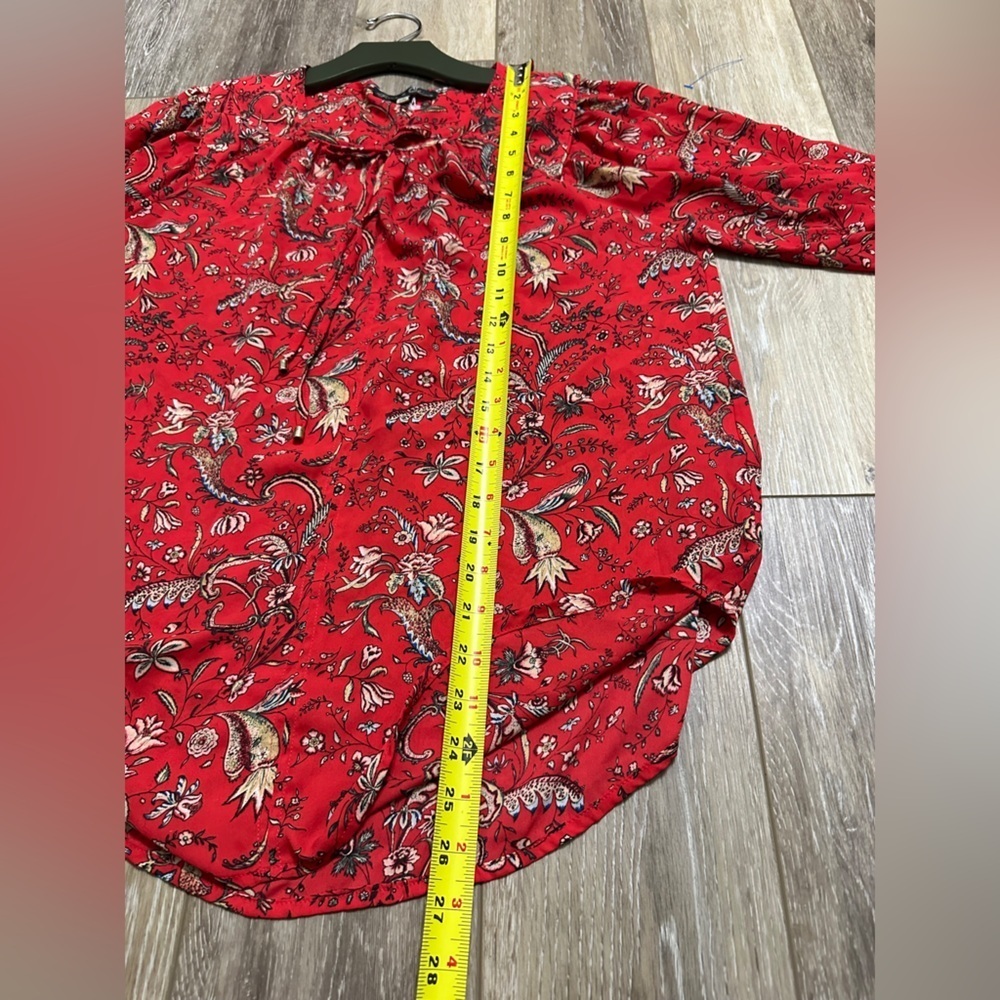 Rose & Olive  Tie front red blouse with floral print Size L excellent. - Picture 3 of 7
